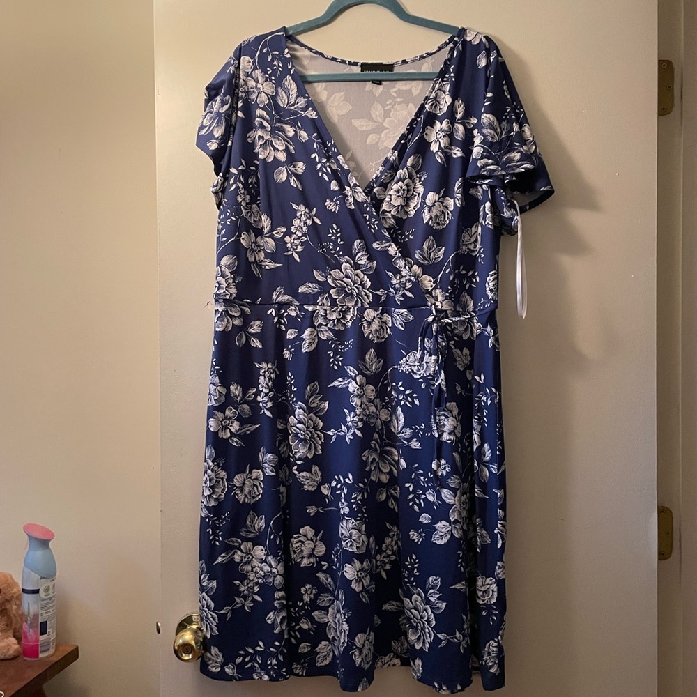 Like new blue flowered faux wrap dress